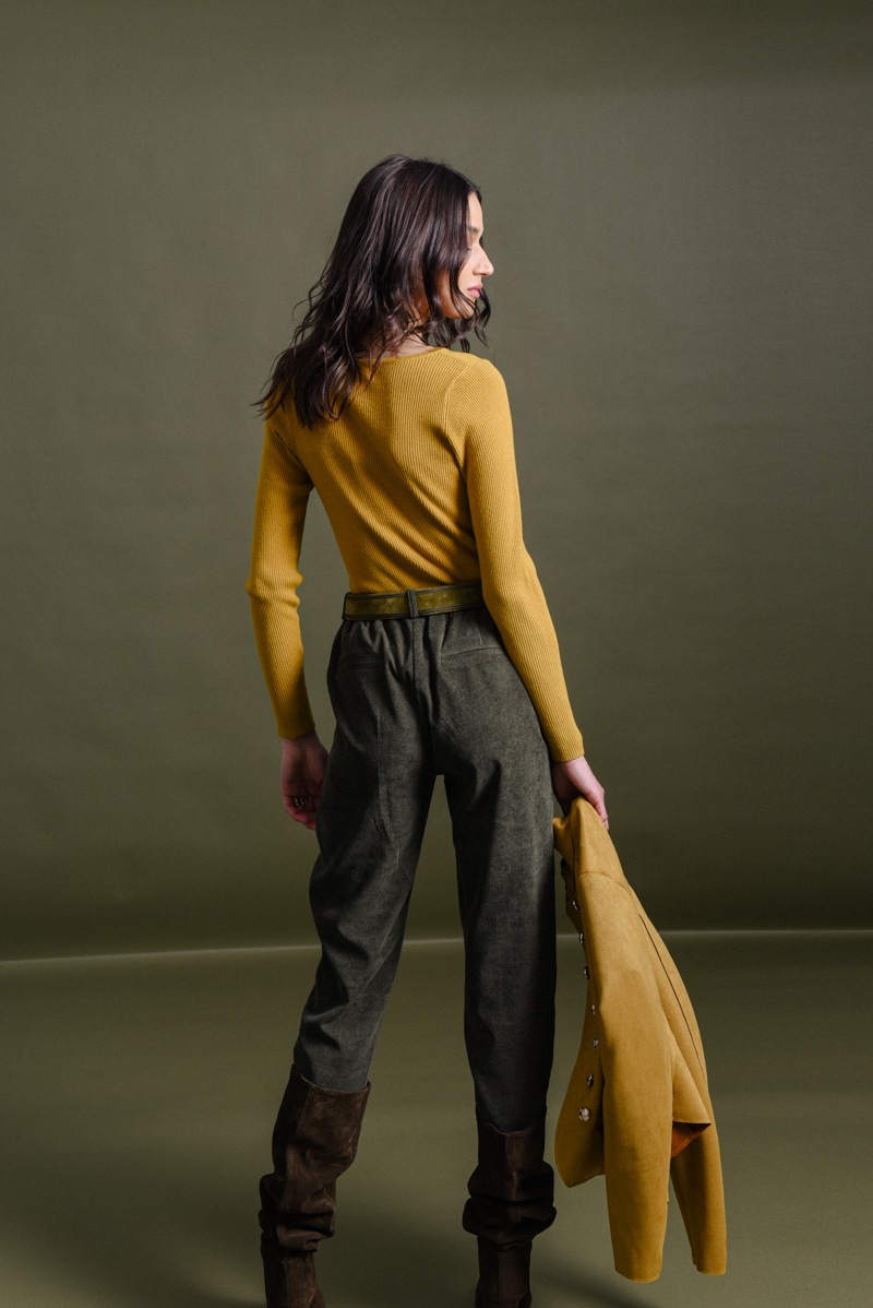 Molly Bracken - Ladies Knitted Sweater - Saffron Yellow (2)